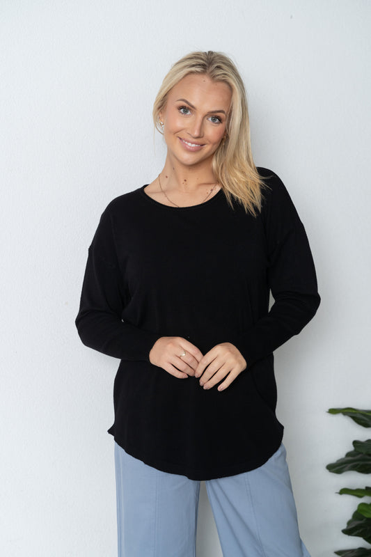 QQ Fashion | Plain Jumper - Black