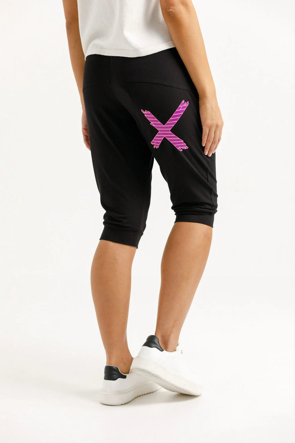 Homelee | 3/4 Apartment Pants - Black with Candy Stripe X