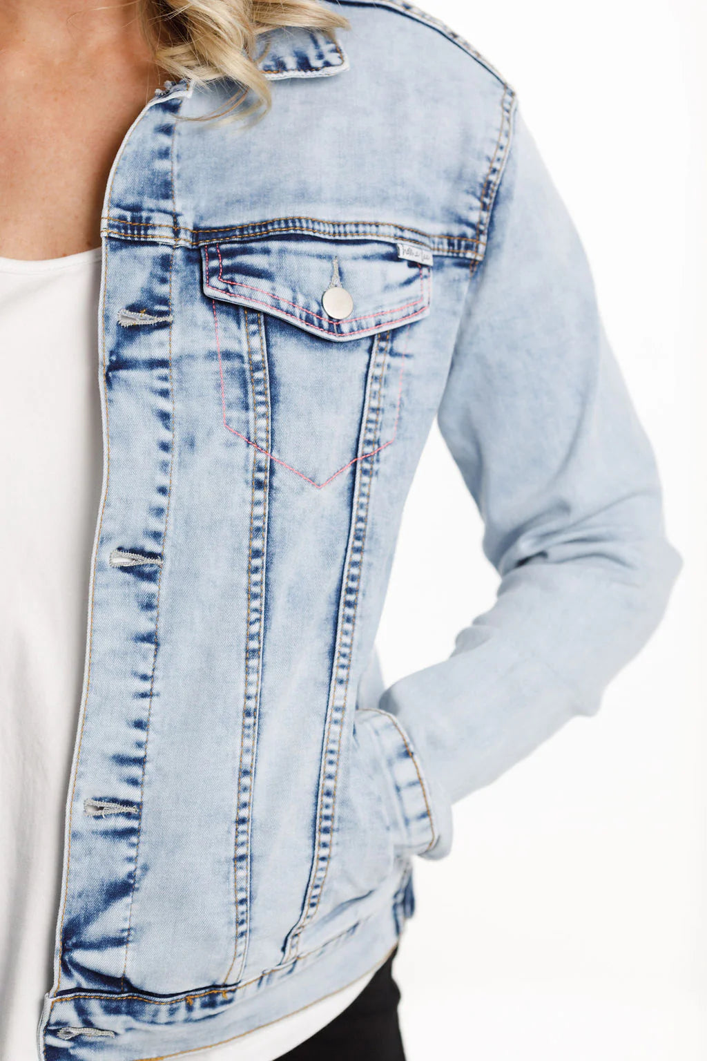 Homelee | Classic Denim Jacket - Snow Wash