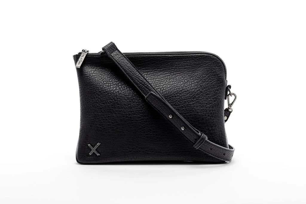 Homelee | Oversized Clutch - Black