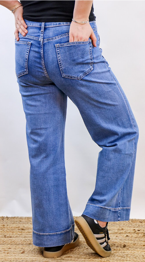 Wakee | Wide Leg Pocket Jean - Blue