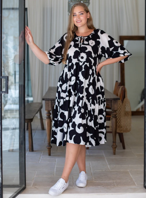 Bee Maddison | Jacinta Dress - Black/White Floral