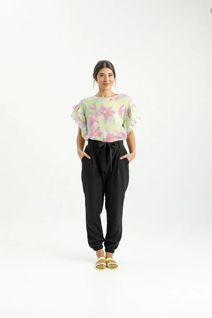 Homelee | Evelyn Blouse - Lime Daisies