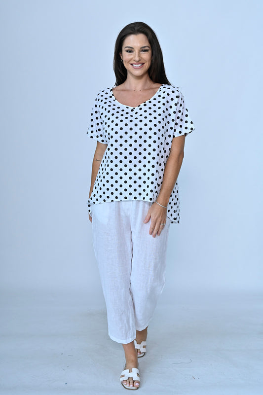 Cali & Co | Curve Hem Linen Top - Dots