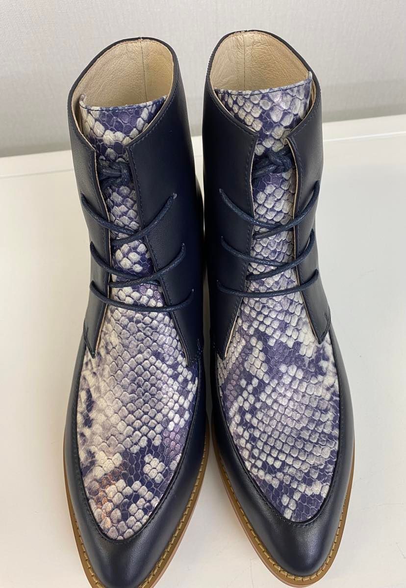 OLI - Navy Snake Ankle Boot