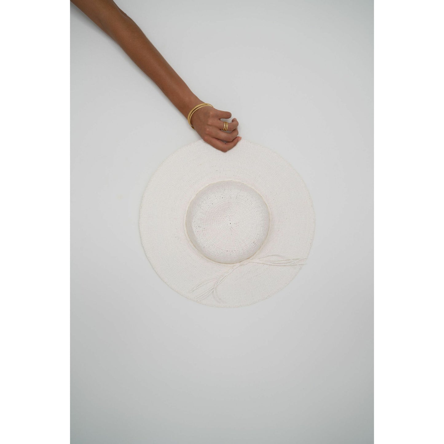 Humidity Margherita Hat - White